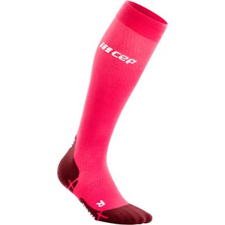 CEP - Run Ultralight Compression Socks Women pink