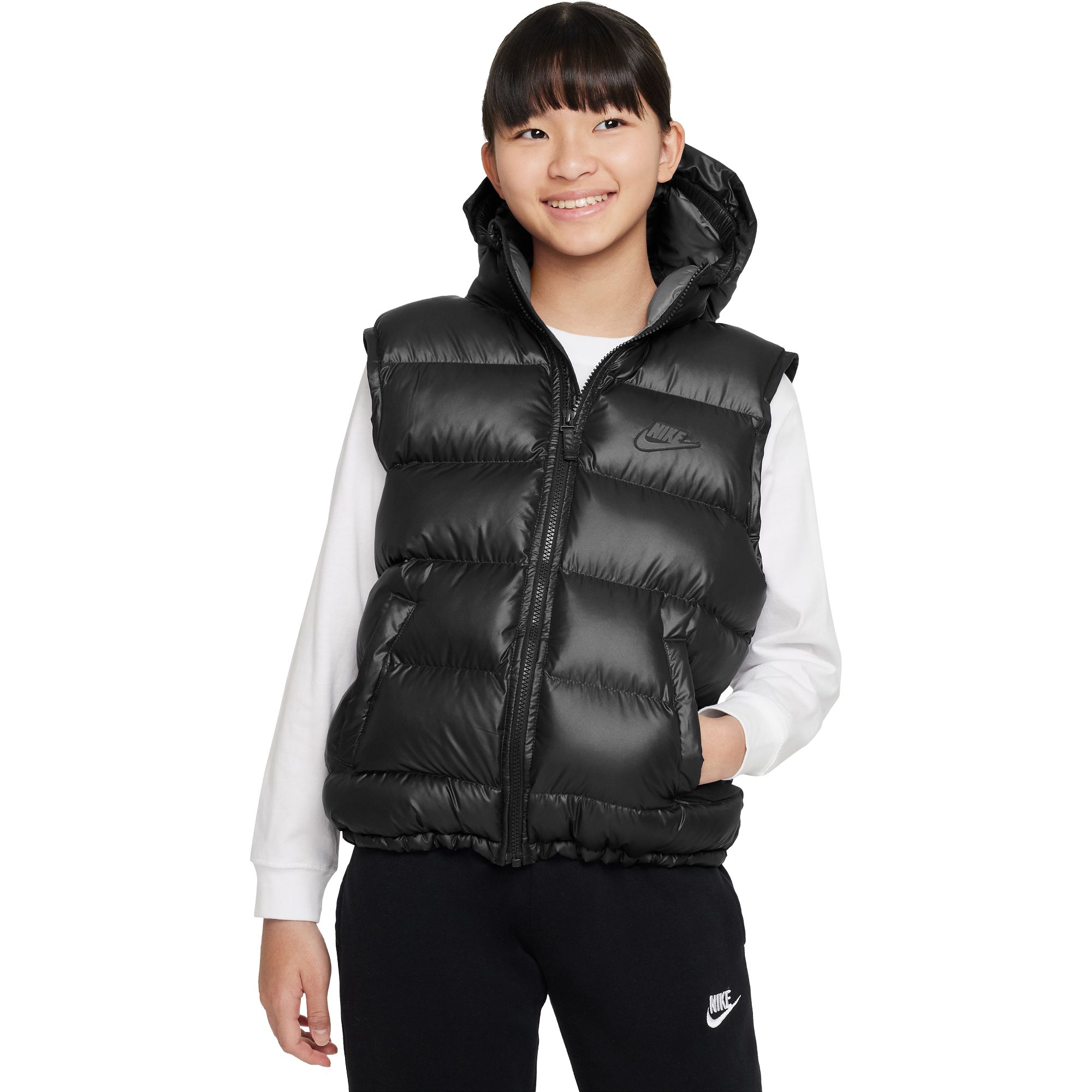 Nike Sportswear Heavyweight Synthetic Fill EasyOn Vest Kids black at Sport Bittl Shop