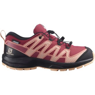 Salomon - XA Pro V8 CSWP Hiking Shoes Junior earth red black almond cream
