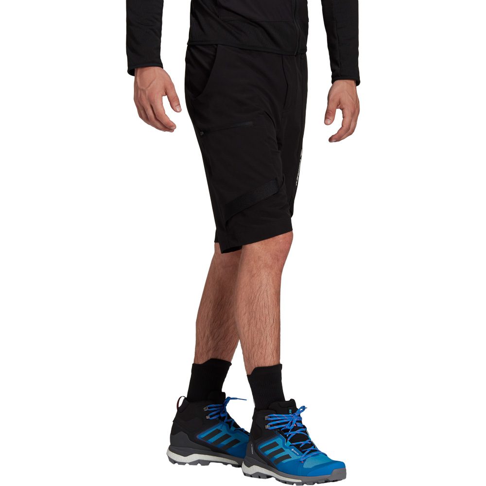 adidas TERREX - Terrex Zupahike Hiking Shorts Men black at Sport