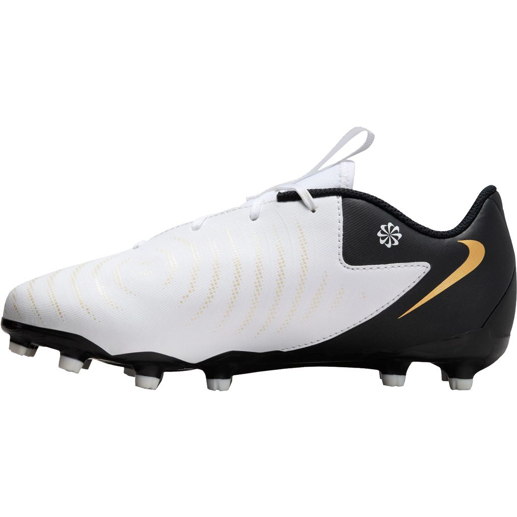 Black nike low top football cleats shop
