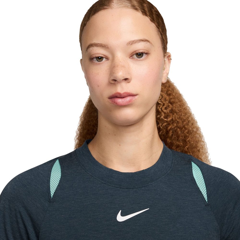 Nike court advantage shirt shop